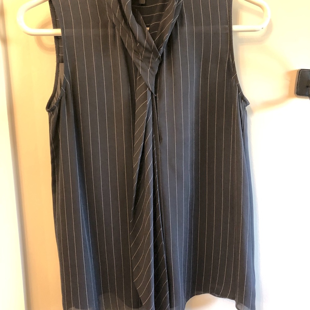 Theory pin stripe sleeveless dress shirt - Picture 1 of 6
